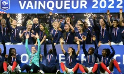 Les Bleues victorieuses du Tournoi de France à l'issue de son succÚs sur les Pays-Bas au Havre, le 22 février 2022