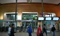 Station Denfert-Rochereau au petit matin le 13 septembre 2019, jour de grĂšve Ă la RATP