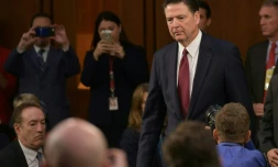 L'ex-directeur du FBI James Comey arrive au Sénat américain, le 8 juin 2017 à Washington