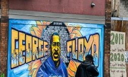Une fresque murale en mémoire de George Floyd, le 10 mars 2021 à Minneapolis