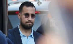 Alexandre Benalla le 16 juillet 2018 à l'aéroport parisien de Roissy-Charles de Gaulle