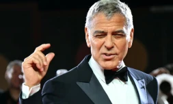 L'acteur américano-français George Clooney sur le tapis rouge de la Mostra de Venise, en Italie, le 28 août 2025