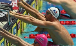 Le Français Jérémy Stravius lors des séries du 50 m dos aux Mondiaux de natation, le 27 juillet 2019 à Gwangju