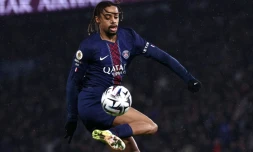 L'attaquant du Paris Saint-Germain Bradley Barcola contre Lille le 16 janvier 2026 à Paris
