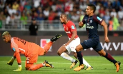 Le défenseur de Monaco Djibril Sidibé ouvre la marque contre le PSG lors du Trophée des champions, le 29 juillet 2017 à Tanger