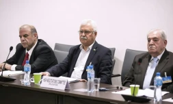 George Sabra (C) membre du HCN (Haut comité des négociations) le 18 avril 2016 à Genève