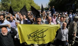 Des Iraniens manifestent le 25 septembre 2015 à Téhéran au lendemain de la bousculade meurtrière survenue à La Mecque