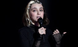 La chanteuse française Claire Pommet alias Pomme aux 36e Victoires de la Musique, à la Seine Musicale à Boulogne-Billancourt, dans les Hauts-de-Seine, le 12 février 2021