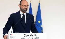 Le Premier ministre Edouard Philippe s'exprime sur la stratégie de déconfinement, le 19 avril 2020 depuis l'hôtel Matignon
