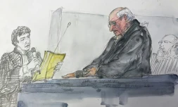 Croquis d'audience du chirurgien pédocriminel Joël Le Scouarnec (à droite) à son procès, le 5 mars 2025 à Vannes, dans l'ouest de la France 