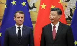 Le président Emmanuel Macron et son homologue chinois Xi Jinping au Palais du peuple le 6 novembre 2019
