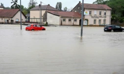 Une rue inondée à Boulay-Moselle, dans le département de la Moselle, le 17 mai 2024