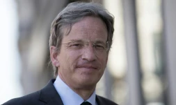 Fabrice Fries, 58 ans, nouveau président de l'AFP à son arrivée le 11 avril 2018 au siÚge de l'agence, place de la Bourse