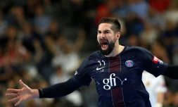 La star du Paris SG handball Nikola Karabatic exulte aprĂšs un but face Ă HC Vardar en Finale Four de la Ligue des champions, le 4 juin 2017 Ă Cologne
