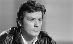 L'acteur Alain Delon le 16 mai 1984 sur Antenne 2, à Paris