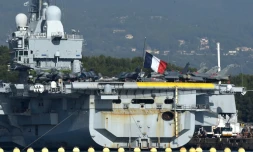 Le porte-avions français Charles-de-Gaulle, à Toulon le 17 novembre 2015
