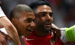 Kylian Mbappé célèbre l'ouverture du score face à Saint-Etienne, le 17 mai 2017 à Monaco
