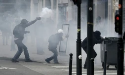 Des heurts à Rennes lors de la manifestation contre la loi travail, le 28 avril 2016