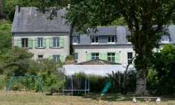 La maison où une petite fille de 11 ans a été tuée à Plonevez-du-Faou
