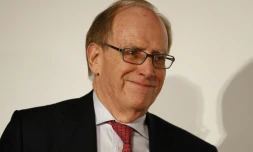 Le juriste canadien Richard McLaren en conférence de presse, le 9 décembre 2016 à Londres