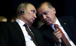Les présidents russe, Vladimir Poutine, et turc, Recep Tayyip Erdogan, le 10 octobre 2016 à Istanbul