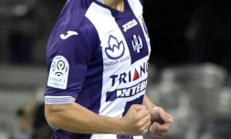 L'attaquant de Toulouse Wissam Ben Yedder célèbre un but marqué contre Lorient en Ligue 1, à Toulouse, le 5 décembre 2015