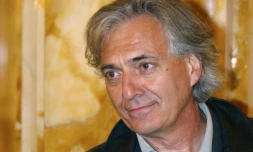 Jean-Paul Dubois prix Goncourt 2019 lors de la remise du prix Femina le 2 novembre 2004