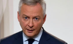 Le ministre de l'Economie Bruno Le Maire intervient lors d'une conférence de presse à Paris, le 12 novembre 2020