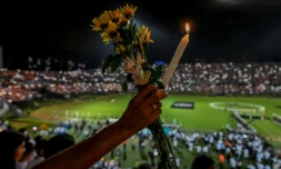 Hommage le 29 novembre 2016 à Medellin aux membres du club brésilien de Chapecoense, victimes du  crash aérien qui a fait 71 morts en Colombie