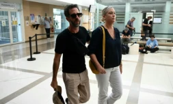 Caroline Darian et son frère Florian P. arrivent au palais de justice d'Avignon pour le procès de leur père, le 2 septembre 2024