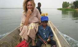 Sophie Pétronin en Afrique sur une photo prise à une date indéterminée et publiée par son comité de soutien "Libérons Sophie"