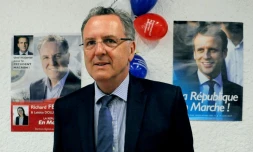 Le ministre de la Cohésion des Territoires Richard Ferrand en campagne pour les législatives à Telgruc-sur-Mer, dans l'ouest de la France, le 2 juin 2017
