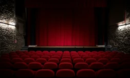 Les cinémas fermés depuis le 30 octobre pourront rouvrir avec une jauge de 35% et 800 spectateurs maximum
