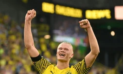 La joie de l'attaquant norvégien du Borussia Dortmund Erling Haaland, après la victoire à domicile, 5-2 face au Eintracht Frankfurt, lors de la 1ère journée de Bundesliga, le 14 août 2021