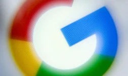 Google débute lundi une série d'audiences judiciaires qui vont permettre à un juge fédéral de statuer sur le démantèlement de l'activité publicitaire du géant technologique, réclamé par le gouvernement américain pour mettre fin à son monopole récemment jugé illégal
