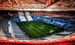 Vue panoramique du nouveau stade de Lyon, le "Stade des Lumières" à Décines-Charpieu, près de Lyon, le 5 janvier 2015