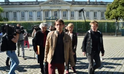 Une délégation d'occupants de la ZAD de Notre-Dame-des-Landes aprÚs des discussions à la préfecture de Nantes, le 18 avril 2018