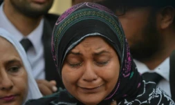 Asma Nawab, ancienne détenue, est libérée et retourne chez elle, à Karachi au Pakistan, le 7 avril 2018