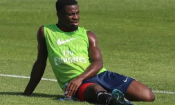 Serge Aurier lors d'une séance d'entraînement avec le PSG à Doha, le 28 décembre 2015