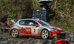 Dimanche 4 septembre 2005 -

Pascal Ardouin a été impérial au volant de la 206 WRC (Photo J.P.)