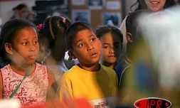 Jeudi 1er juillet 2004 -
Une exposition pour les Einstein en herbe