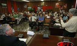 Mardi 30 août 2005 -
Un colloque sur les possibilités d'investissement à Madagascar a été organisé à la CCIR