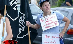 La grève se poursuit dans l'Éducation nationale ce lundi 14 avril 2003