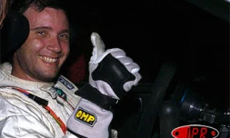 Samedi 3 septembre  2005-

Sabir Gany a été malheureux, ne fois de plus cette saison, la boite de vitesse de sa Subaru a cassé (Photo J.P.)