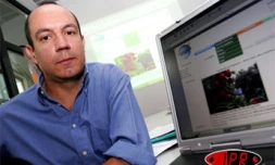 Mardi 26 septembre 2006 -
Nicolas Martin, webmaster de réunionnaisdumonde.com