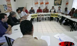 Mercredi 25 mai 2005 -

La CGTR, la FSU et SUD éducation appellent à voter &quot;non&quot; pour le référendum du dimanche 29 mai 2005