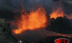 Mardi 4 octobre 2005 -

Le piton de la Fournaise est entré en éruption depuis 14h26