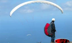 Le championnat de France de parapente se tiendra à Saint-Leu du 6 au 14 novembre 2005