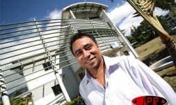 Lundi 28 août 2006 - 

Ibrahim Patel, président du RSI (régime social des indépendants)