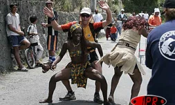 Vendredi 22 octobre 2004

Image du poste de pointage du grand raid à Kerveguen et à Cilaos